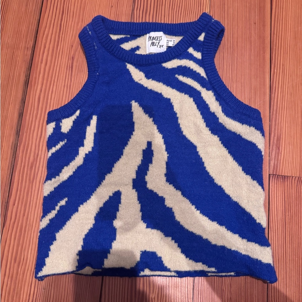 Princess Polly top